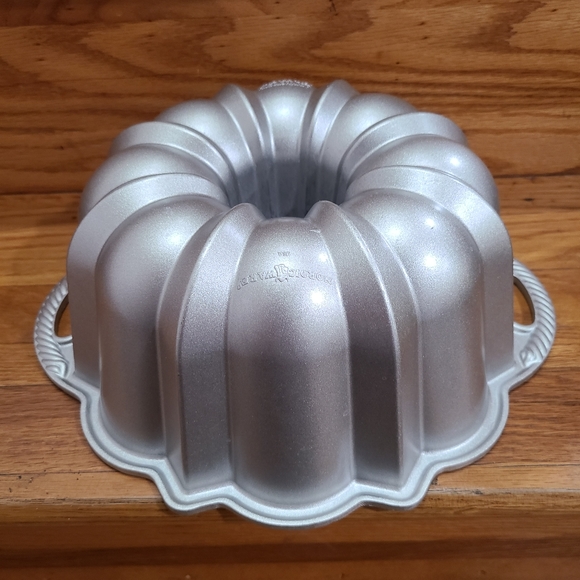 Nordic Ware Kitchen Nordic Ware Anniversary Bundt Pan Usa Silver